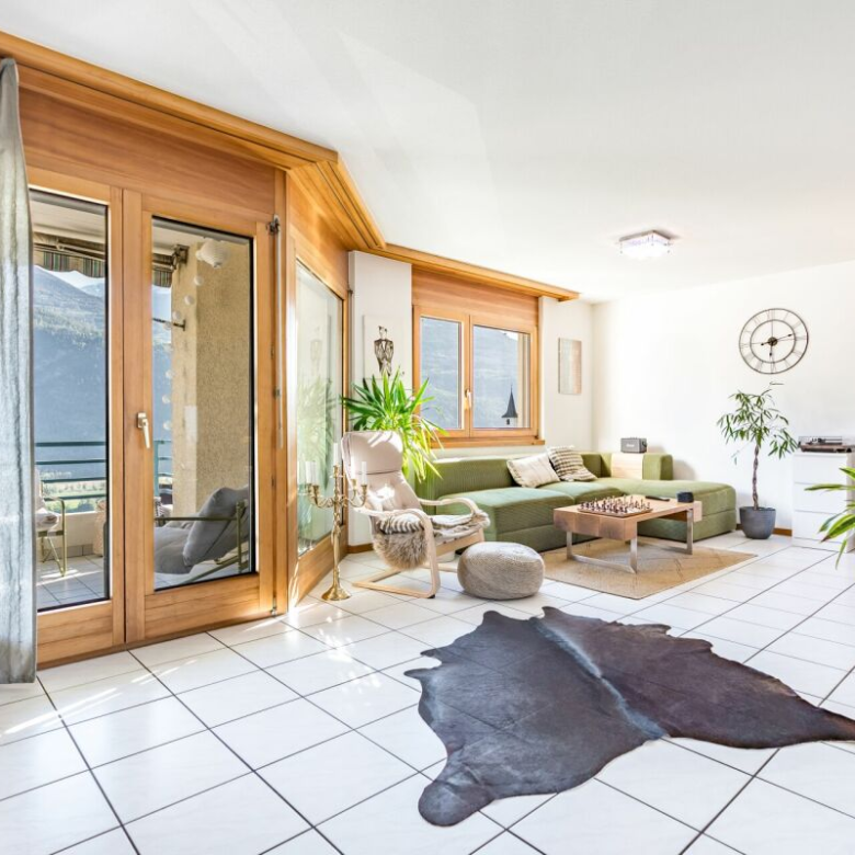 A home where calm, sunshine and mountain views reign