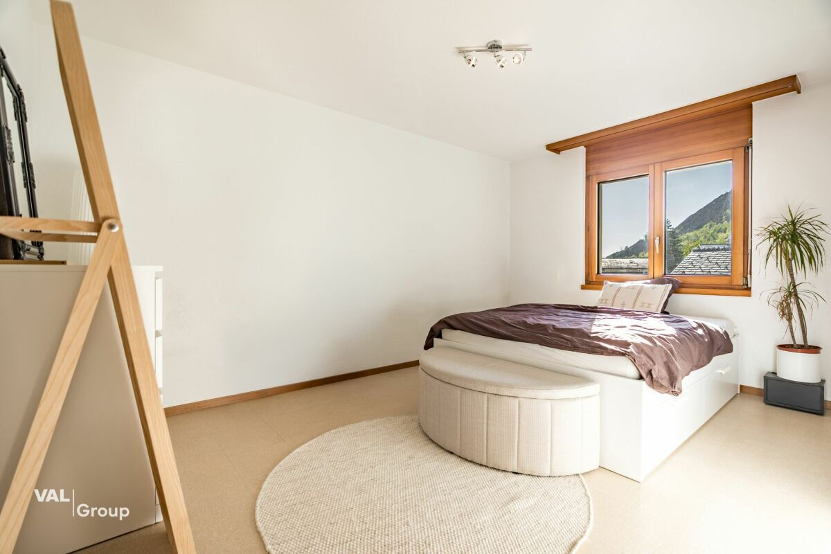A home where calm, sunshine and mountain views reign