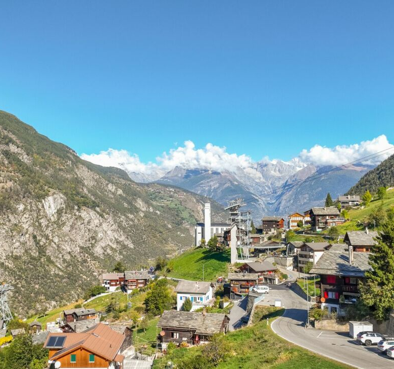 Where the sun, breathtaking views and a sense of security meet