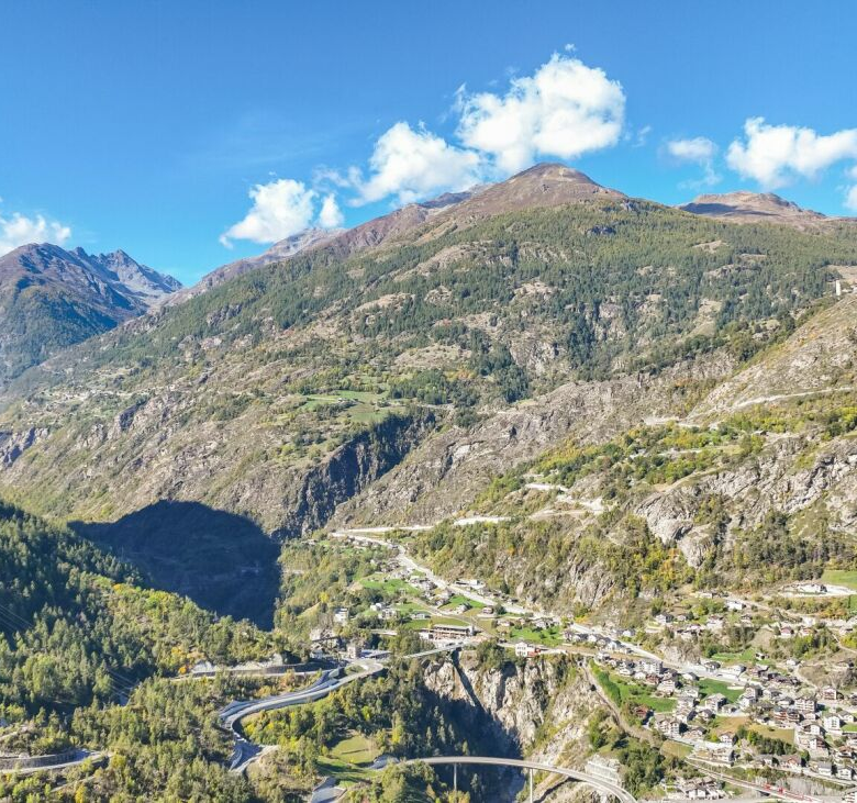 Where the sun, breathtaking views and a sense of security meet