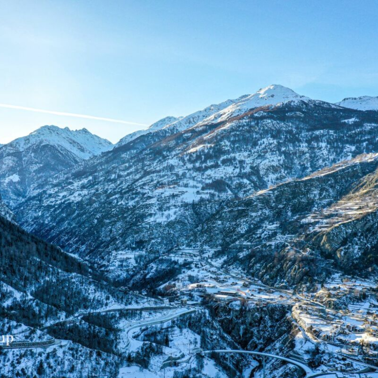 Where the sun, breathtaking views and a sense of security meet