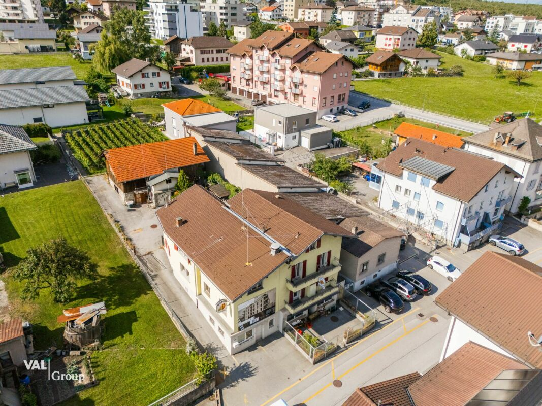 photo-06 Living in Susten: central location, modern design and sustainable construction