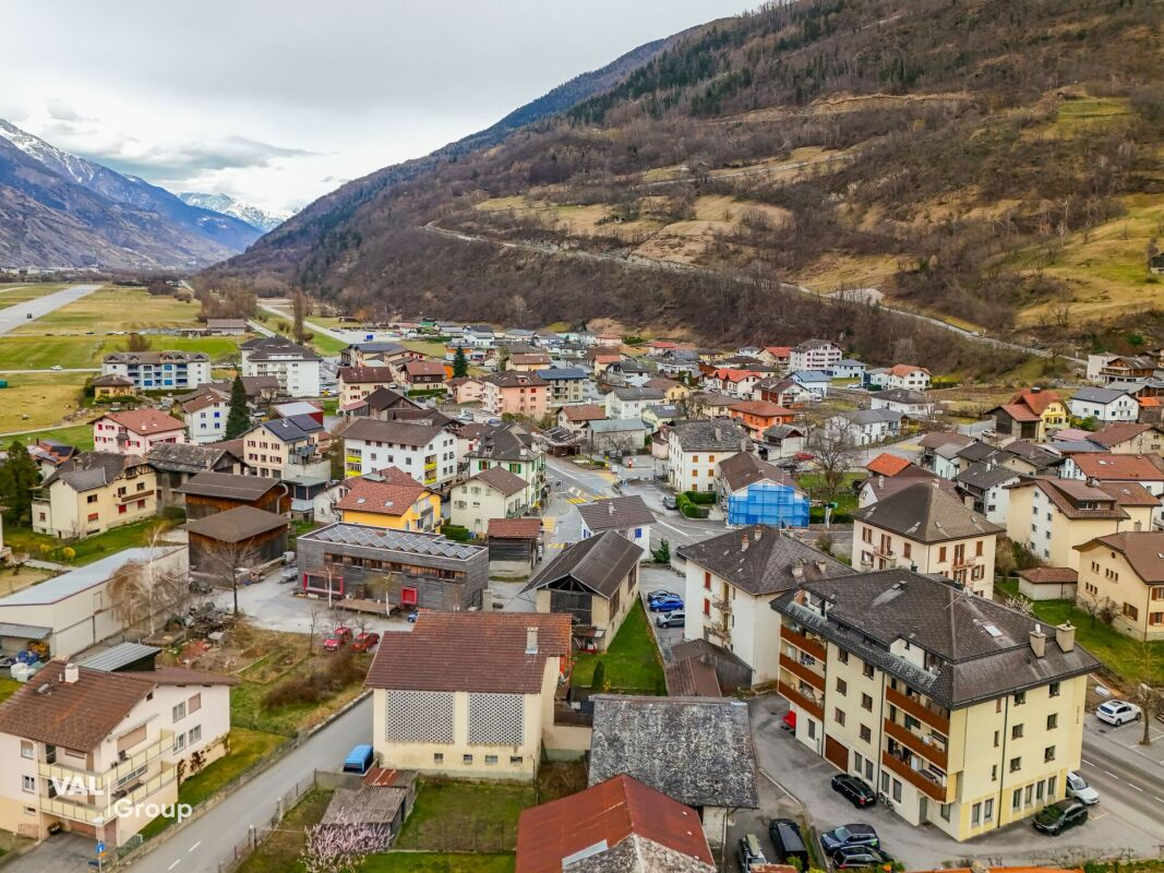 Rénovée avec goût, spacieuse et pleine de charme