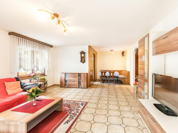 4.5-room apartment, balcony, panoramic view of the mountains