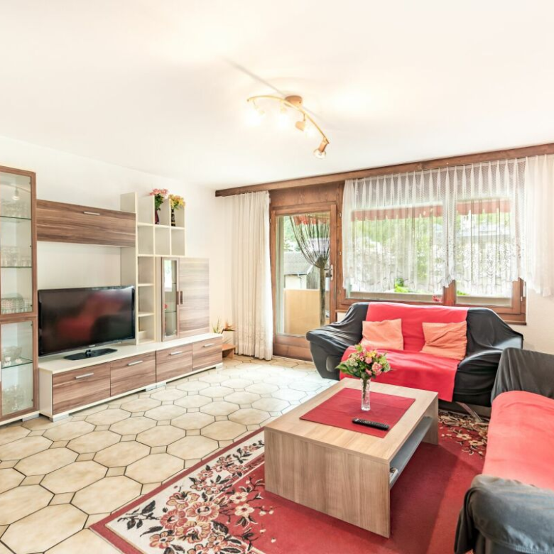4.5-room apartment, balcony, panoramic view of the mountains