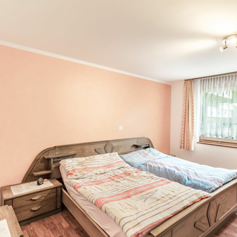 4.5-room apartment, balcony, panoramic view of the mountains