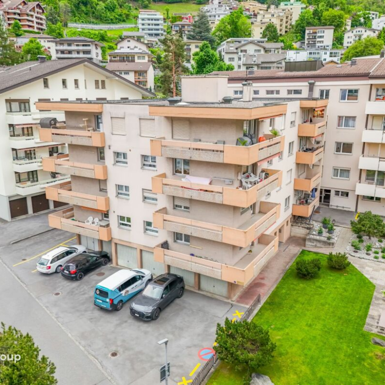 4.5-room apartment, balcony, panoramic view of the mountains