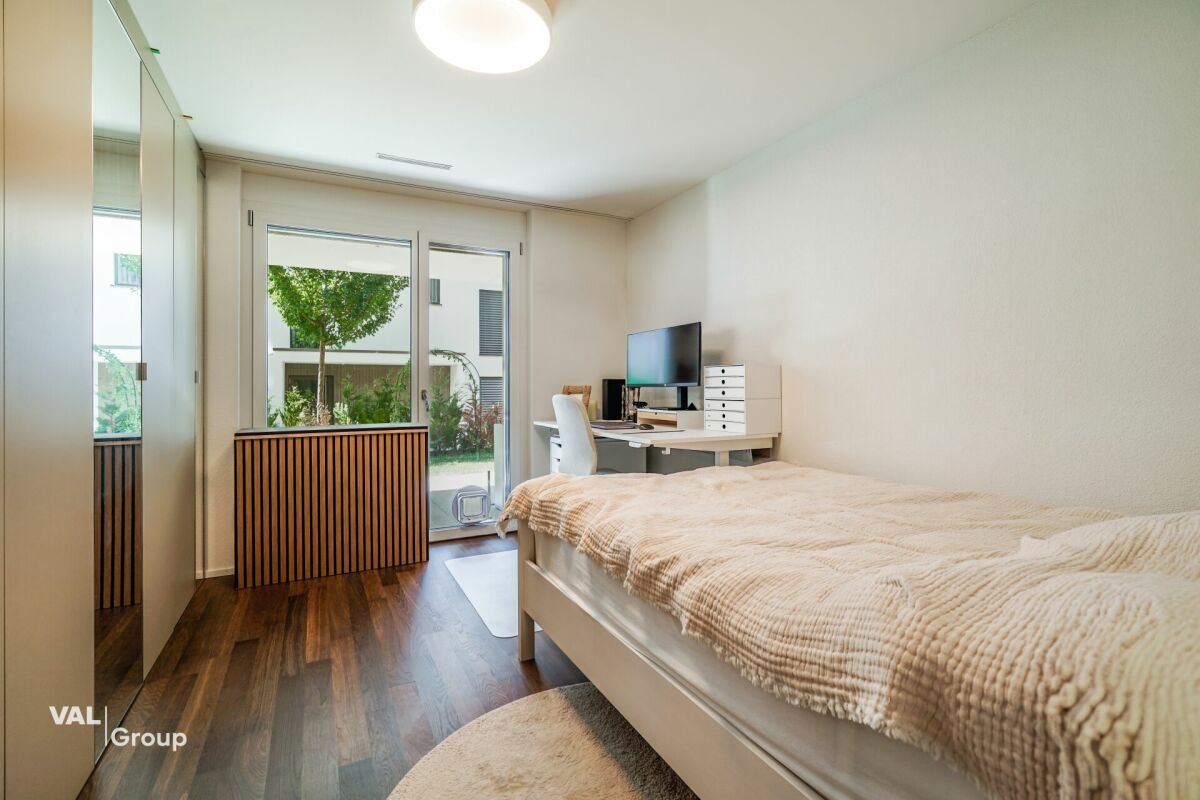 Luxuriöse 3.5-Zimmer-Gartenwohnung mit Smart-Home-System und privatem Fitnessraum