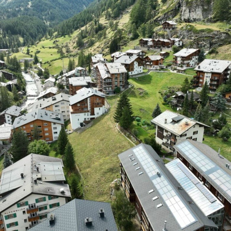 The roof of Zermatt: spacious, exclusive and offering breathtaking views of the best the Alps have to offer