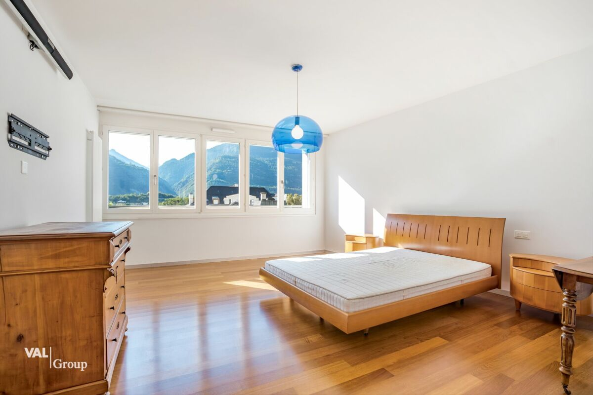 Penthouse duplex with rooftop terrace in the heart of the city