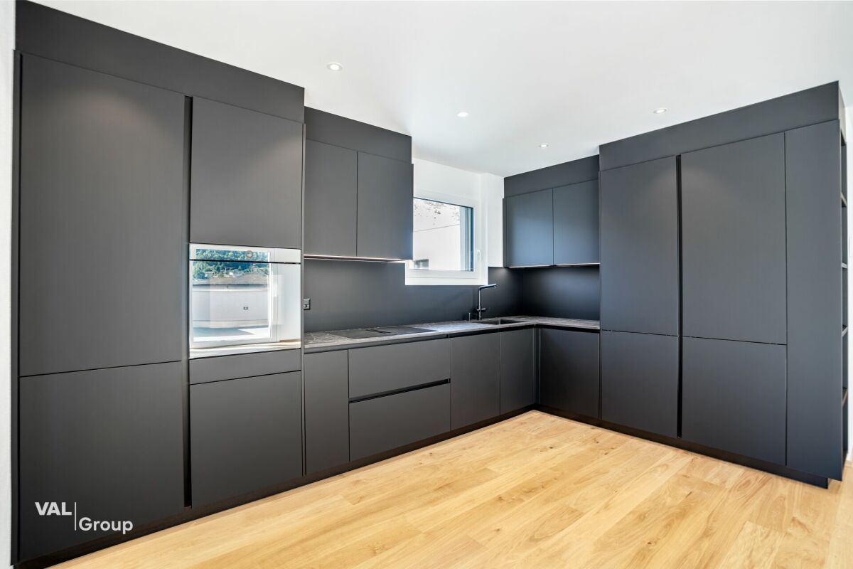 Hit the ball, arrive and relax a bit: exclusive penthouses in the golf residence