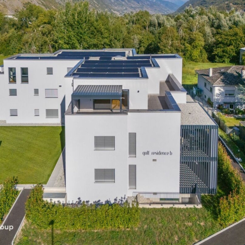 Hit the ball, arrive and relax a bit: exclusive penthouses in the golf residence
