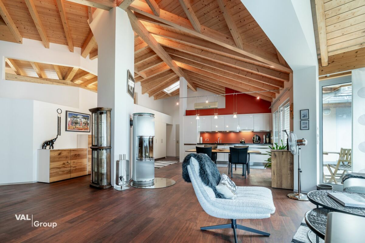 Appartement-penthouse exclusif de 4,5 pièces avec une grande terrasse et un sauna à Viège