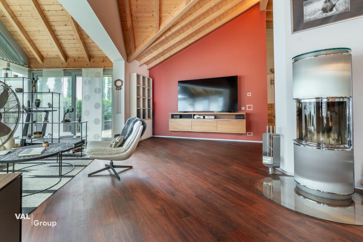 Appartement-penthouse exclusif de 4,5 pièces avec une grande terrasse et un sauna à Viège
