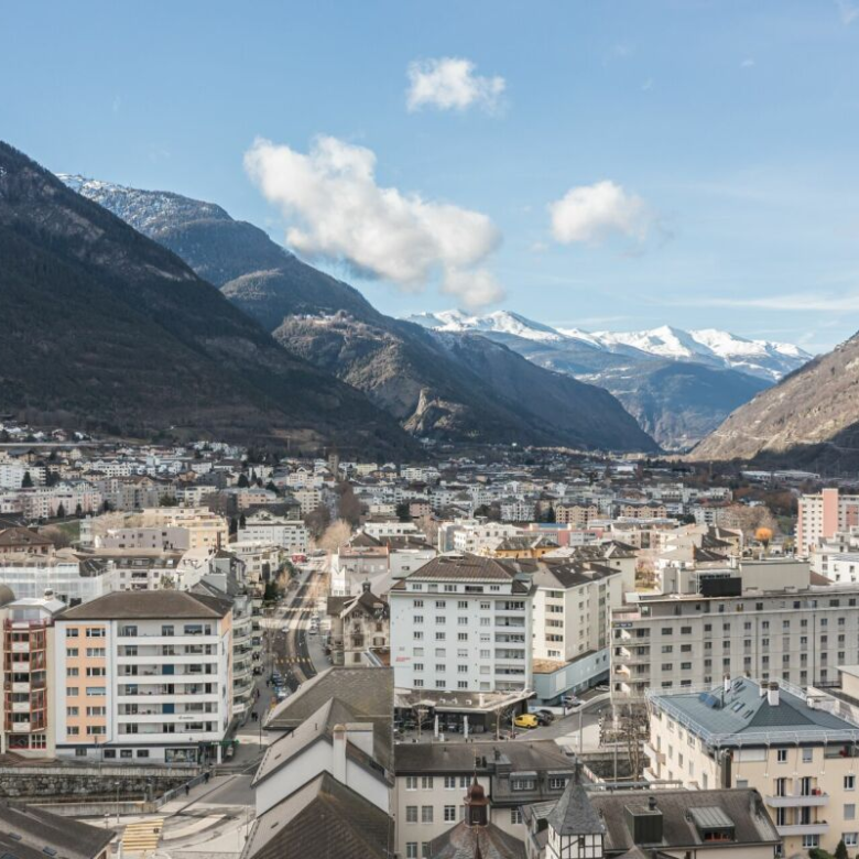 Characteristic house with loft to rent in Brig-Glis: central, bright and versatile