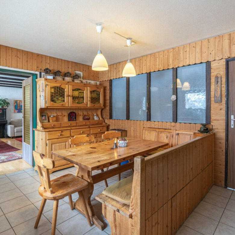 Immeuble comprenant 4 appartements spacieux