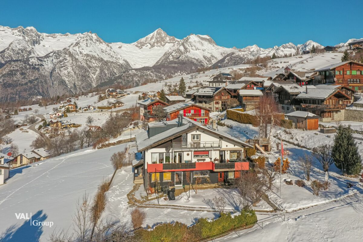 Immeuble comprenant 4 appartements spacieux