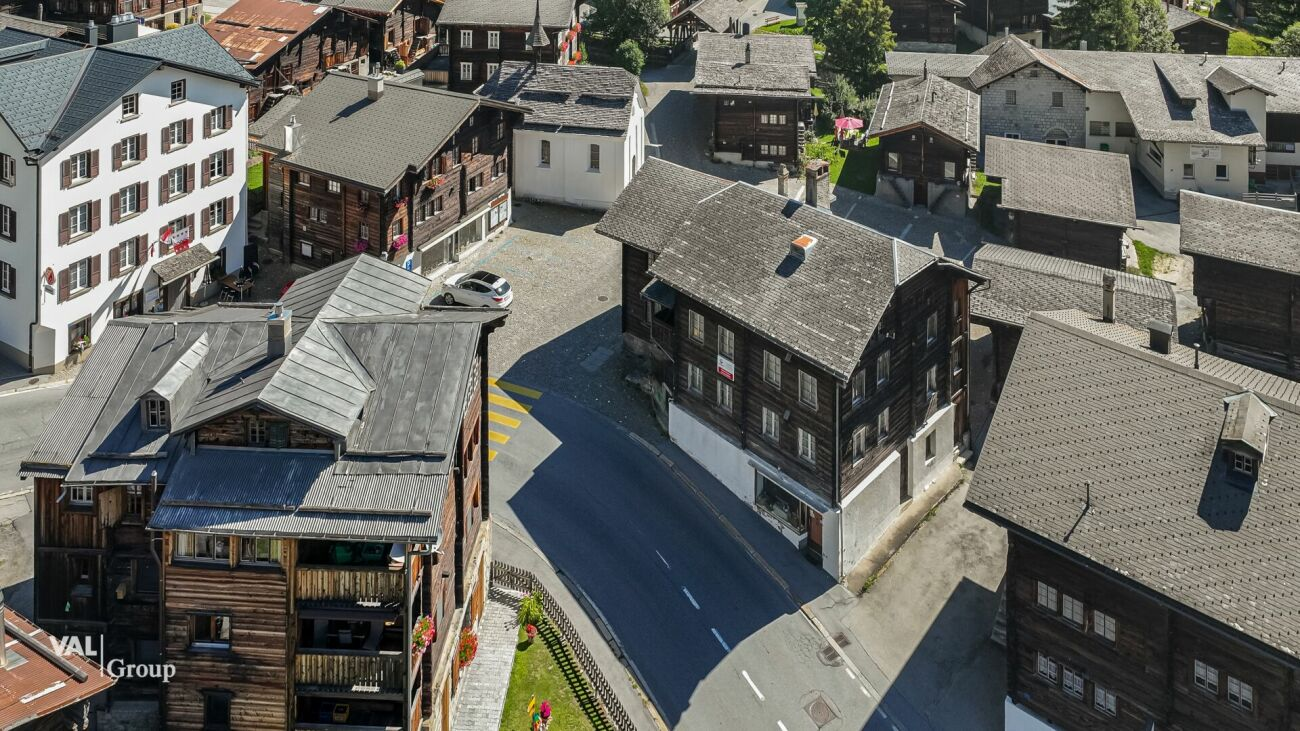 Ultramodern commercial complex in Visp: this is where your success begins!