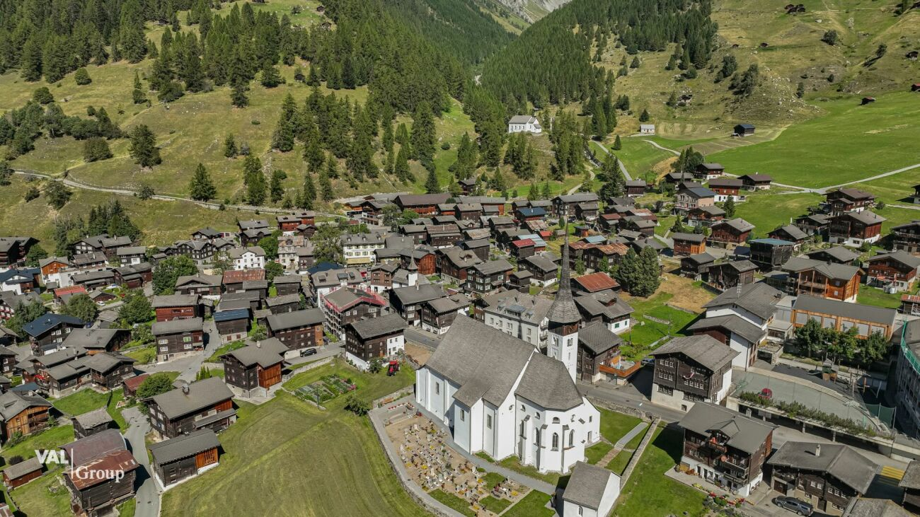 Appartement lumineux et accueillant, plein de charme, situé au centre du village