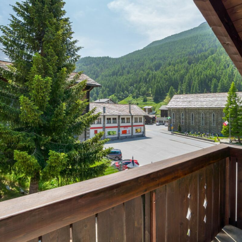 Exclusive secondary residences offering breathtaking views
