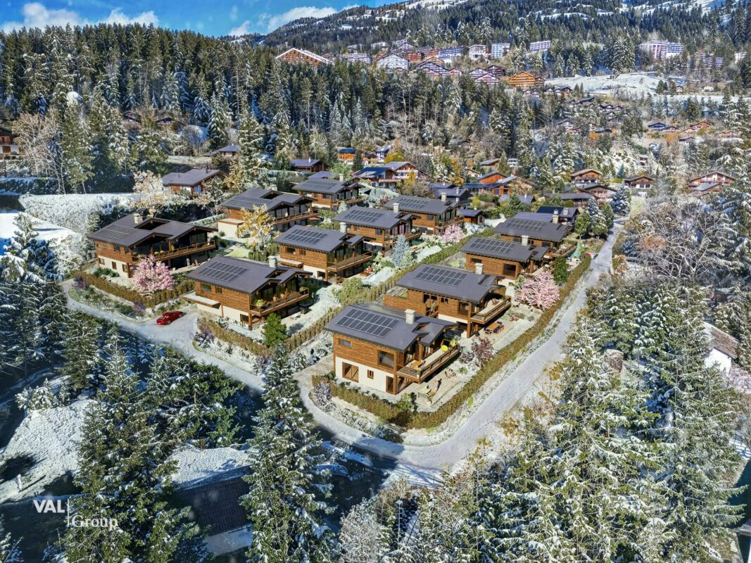 High-end chalet with private garden
