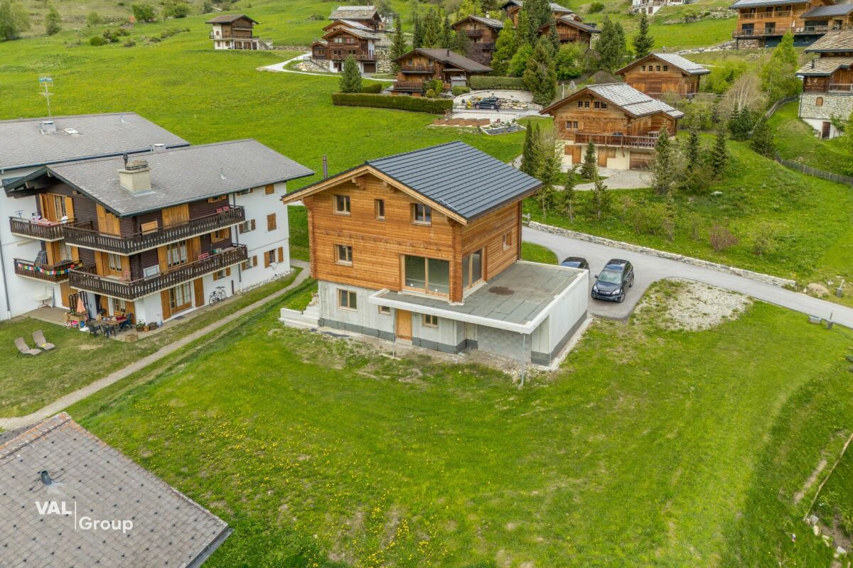 Chalet à aménager selon vos envies, emplacement exceptionnel
