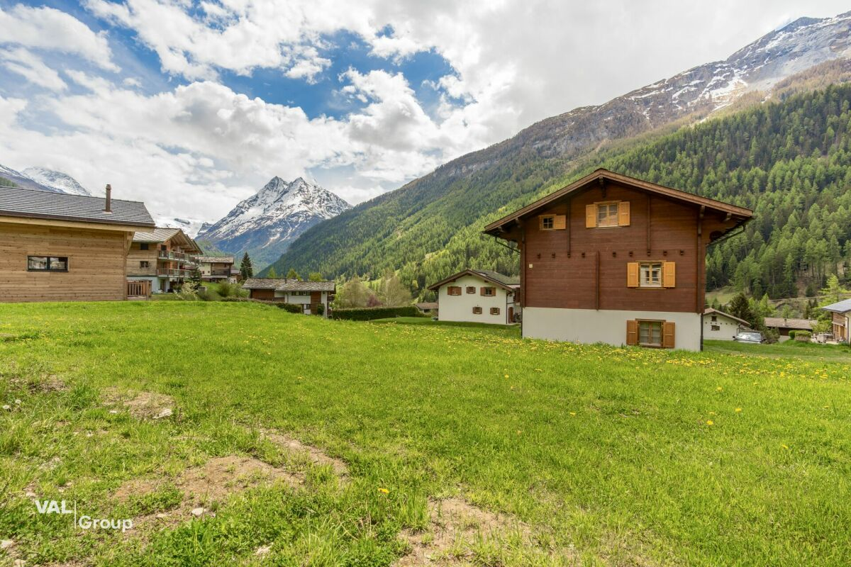 Chalet à aménager selon vos envies, emplacement exceptionnel