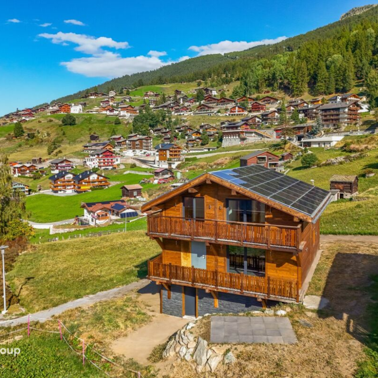 Das letzte Chalet: Neubau mit Zweitwohnsitz in Grächen