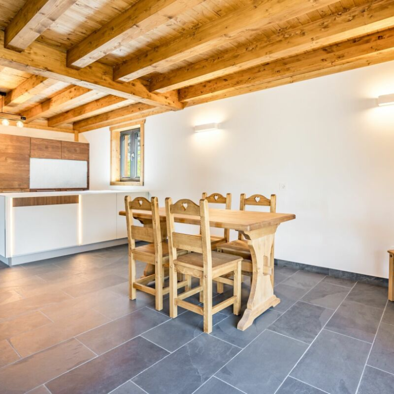 Das letzte Chalet: Neubau mit Zweitwohnsitz in Grächen
