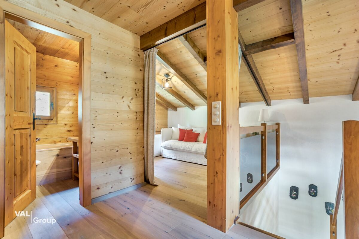 Aussicht, Komfort und Wohlbefinden! Prächtiges möbliertes Chalet in La Tzoumaz