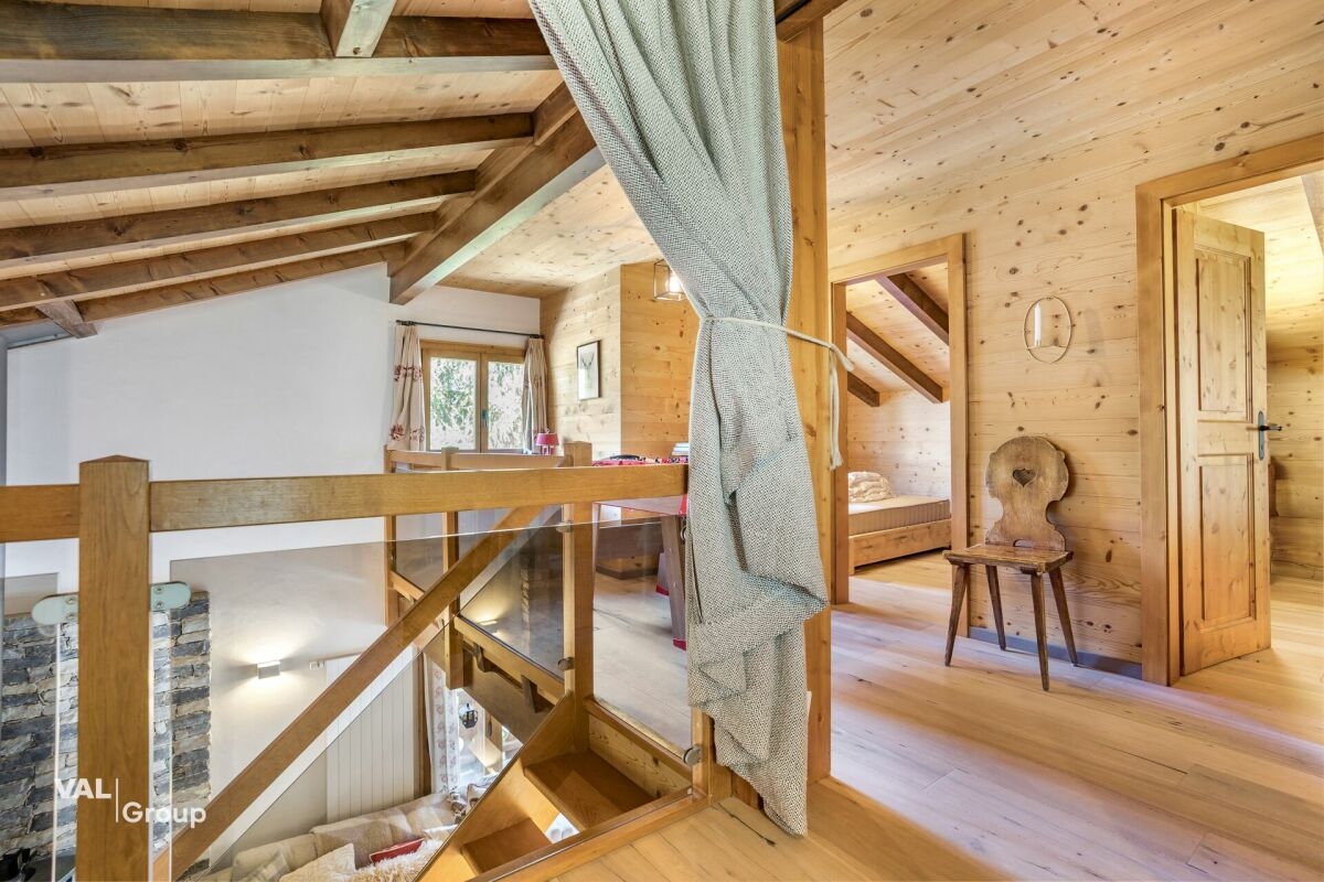 Aussicht, Komfort und Wohlbefinden! Prächtiges möbliertes Chalet in La Tzoumaz