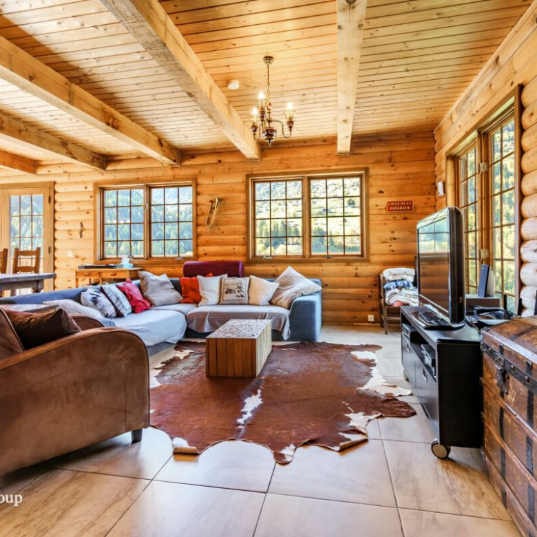Magnifique chalet «canadien»