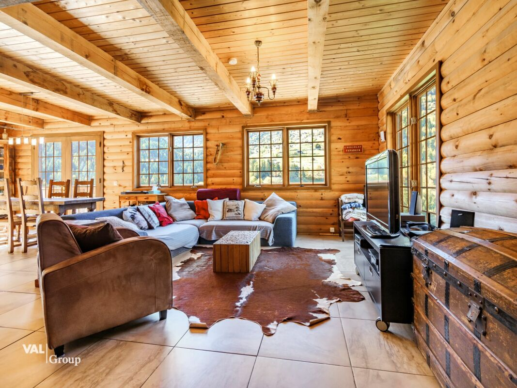 Magnifique chalet «canadien»
