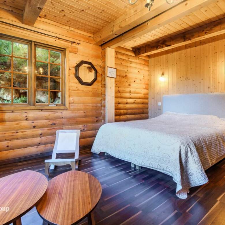 Magnifique chalet «canadien»
