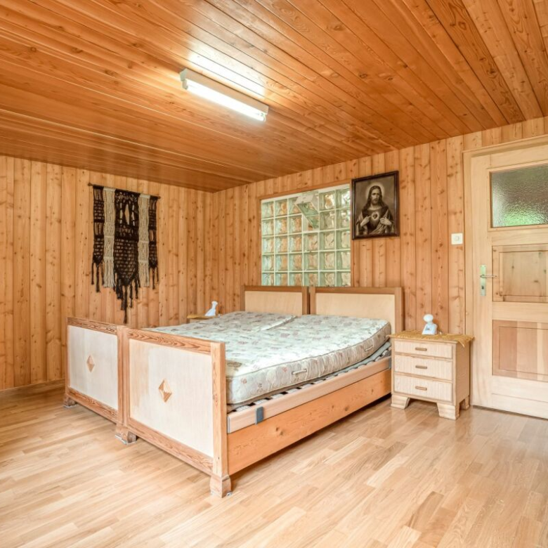 Appartement de 3,5 pièces dans un chalet alpin chaleureux