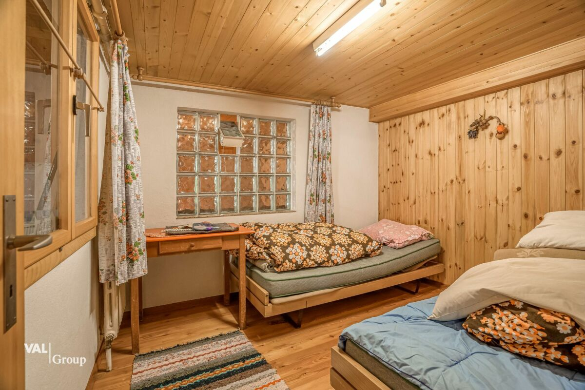 Appartement de 3,5 pièces dans un chalet alpin chaleureux