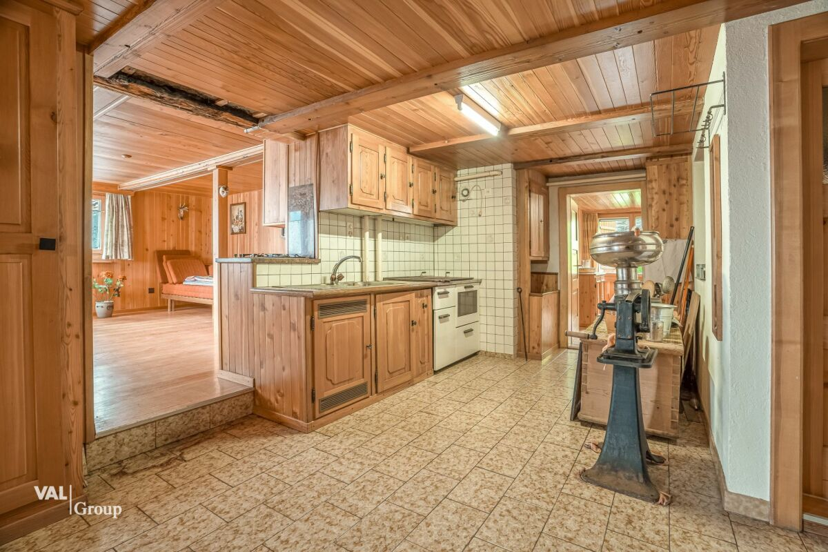 Appartement de 3,5 pièces dans un chalet alpin chaleureux