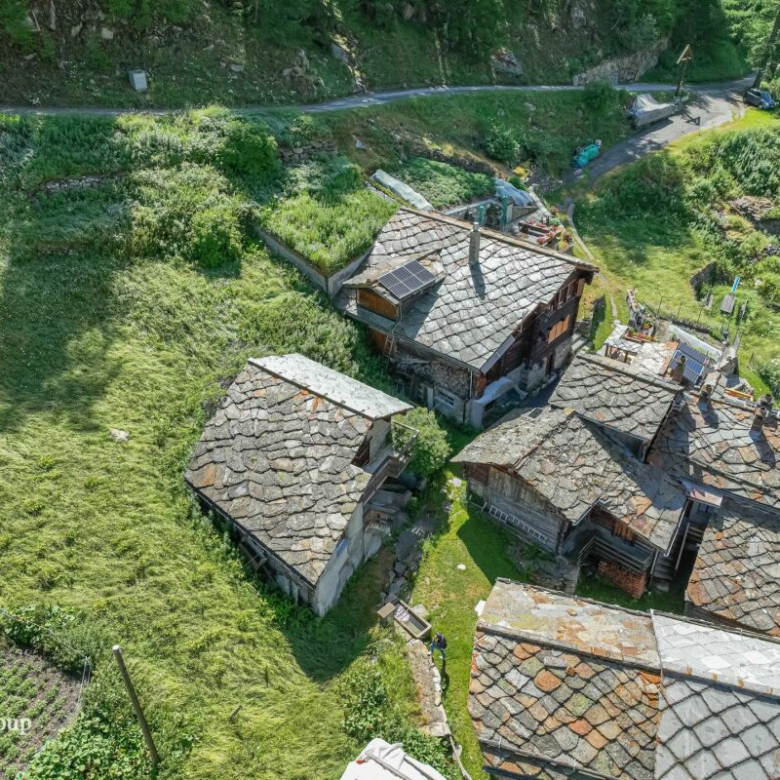 Appartement de 3,5 pièces dans un chalet alpin chaleureux