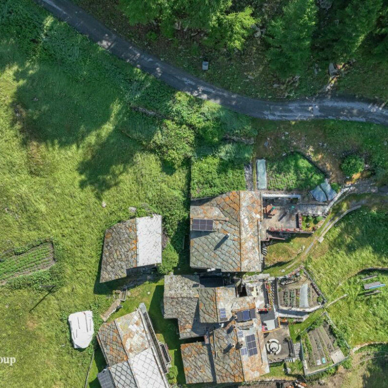 Appartement de 3,5 pièces dans un chalet alpin chaleureux
