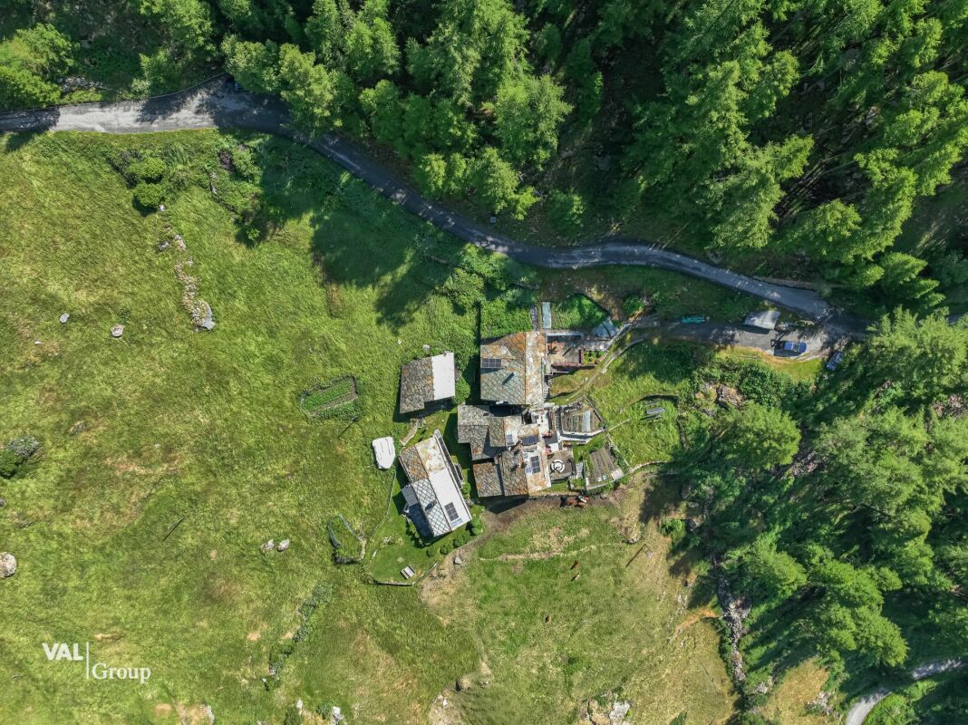 Appartement de 3,5 pièces dans un chalet alpin chaleureux