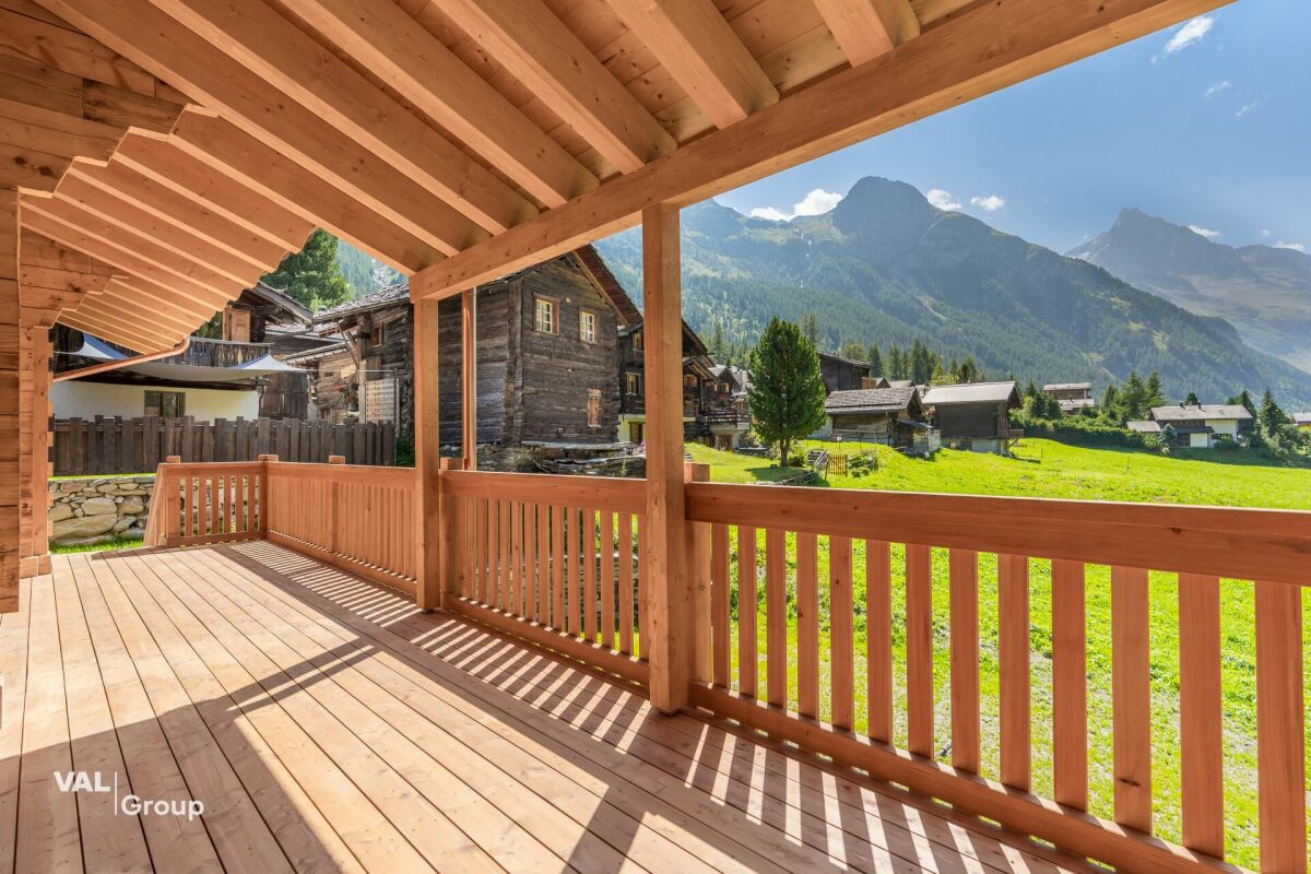 Un charmant chalet aux allures alpines dans un décor à couper le souffle