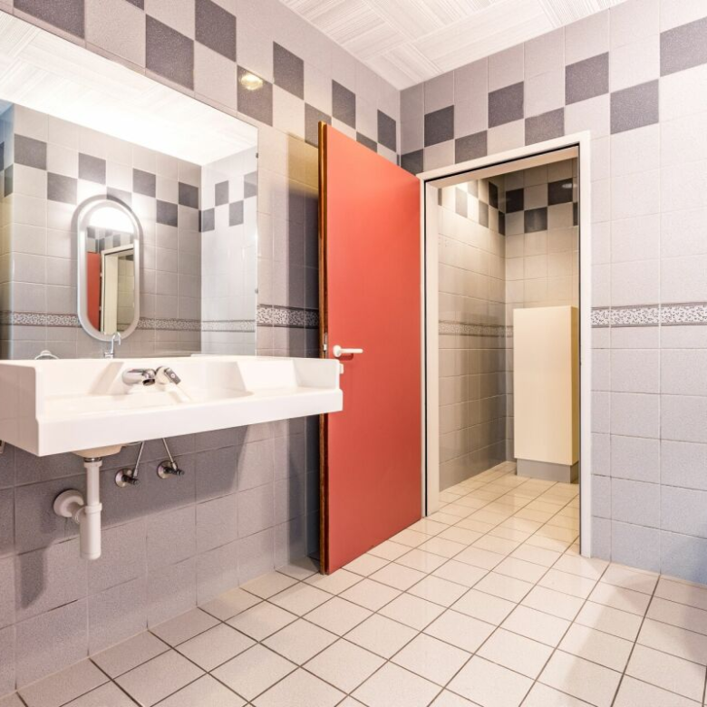 To rent: modern and bright administrative space – 1,200 m² in Aigle