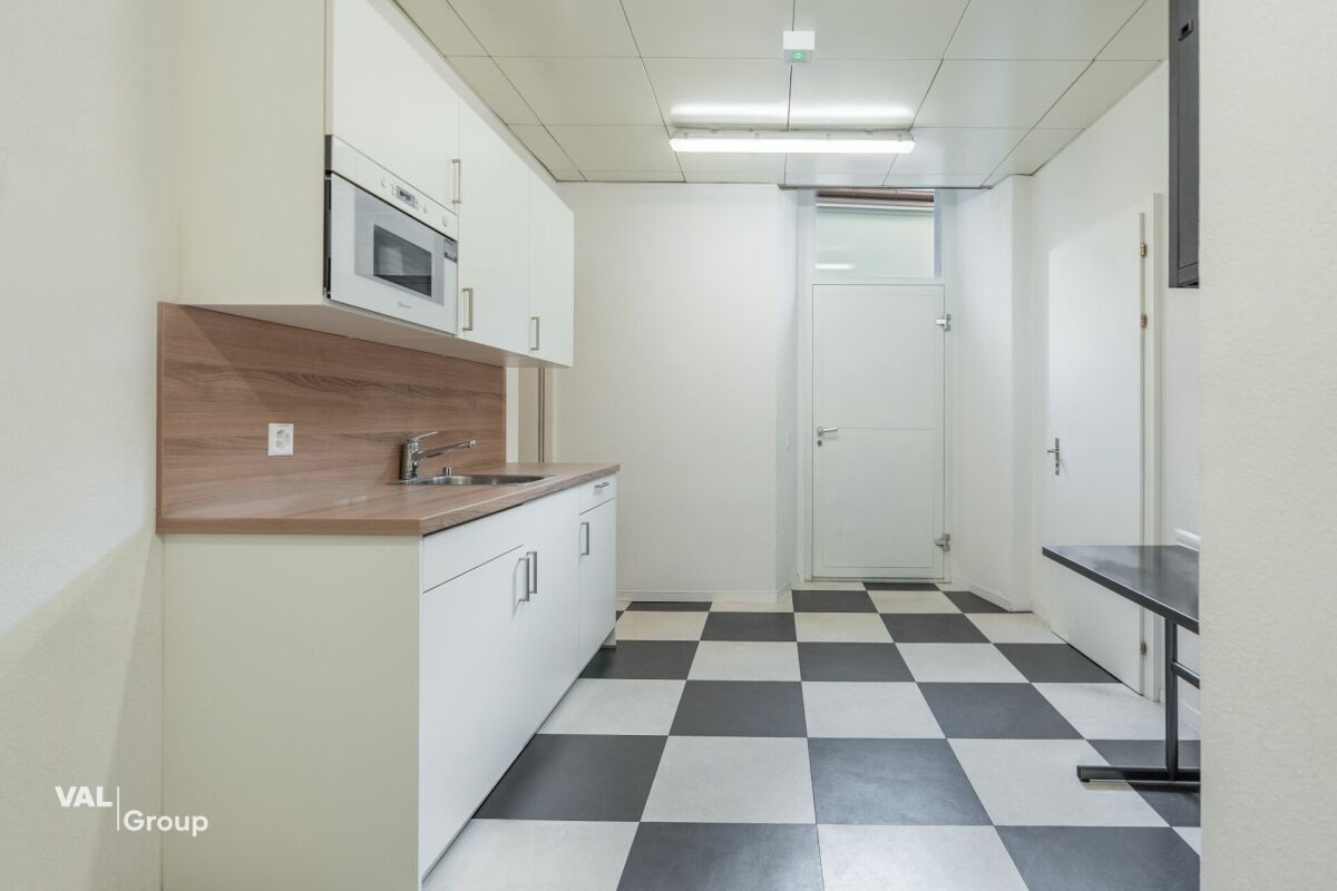 Commercial and office space on Brig’s central square – 2 floors, storefront, air-conditioned