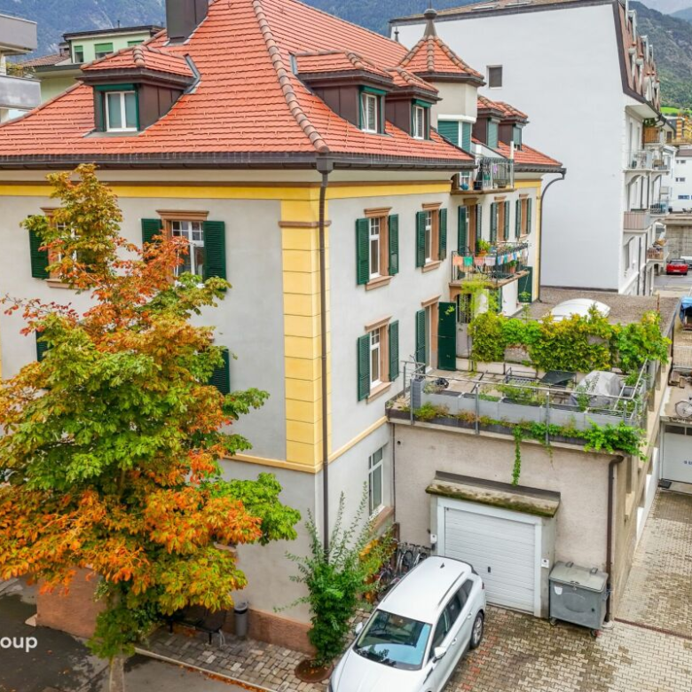 Multipurpose premises located in the heart of Brig