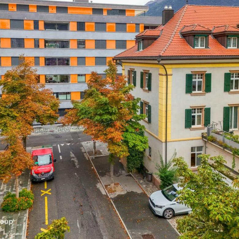 Multipurpose premises located in the heart of Brig