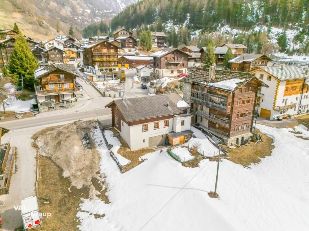 Local commercial à rénover avec possibilité de transformation en logements