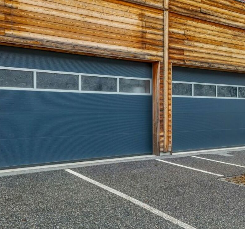 Commercial space in Gamsen – Versatile, with direct access