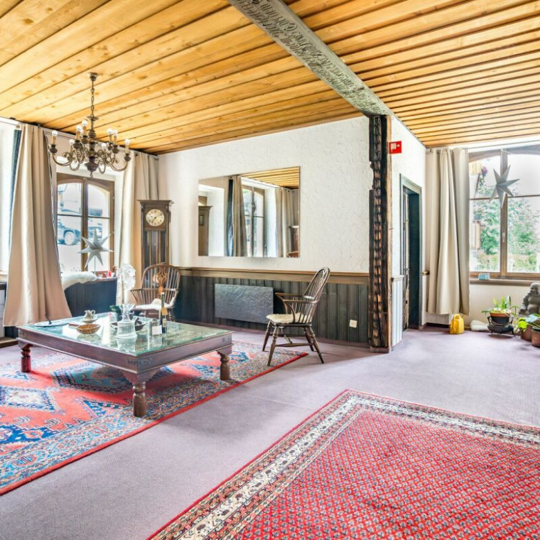 Former hotel with exceptional potential, enjoying a dreamlike panoramic location in Lötschental
