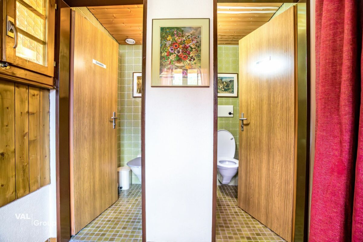 Former hotel with exceptional potential, enjoying a dreamlike panoramic location in Lötschental