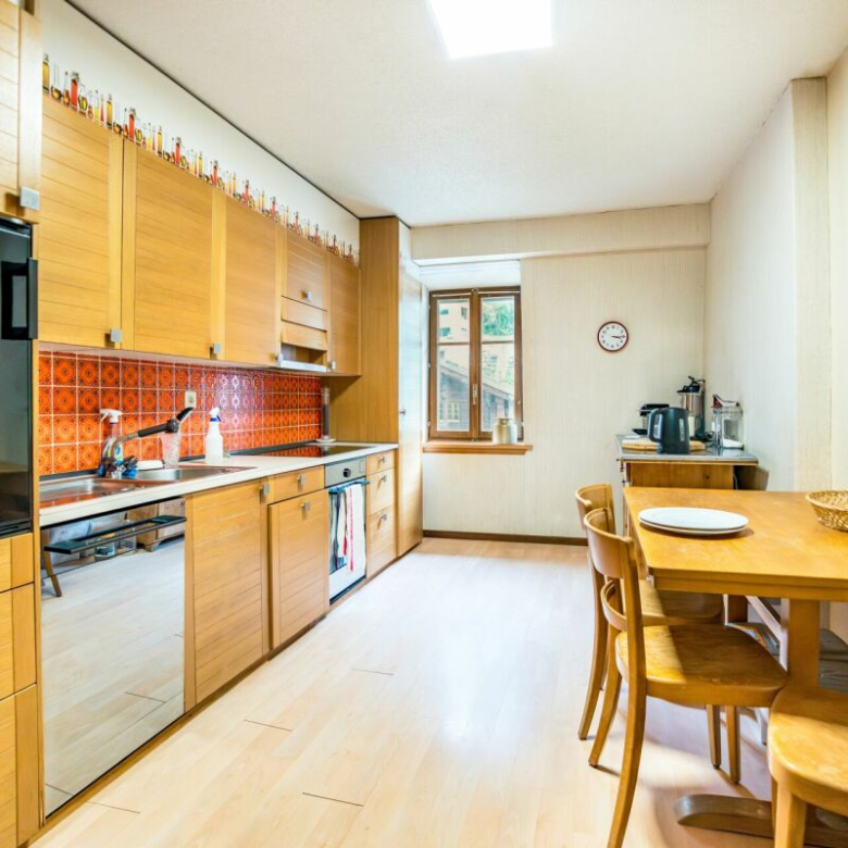 Former hotel with exceptional potential, enjoying a dreamlike panoramic location in Lötschental